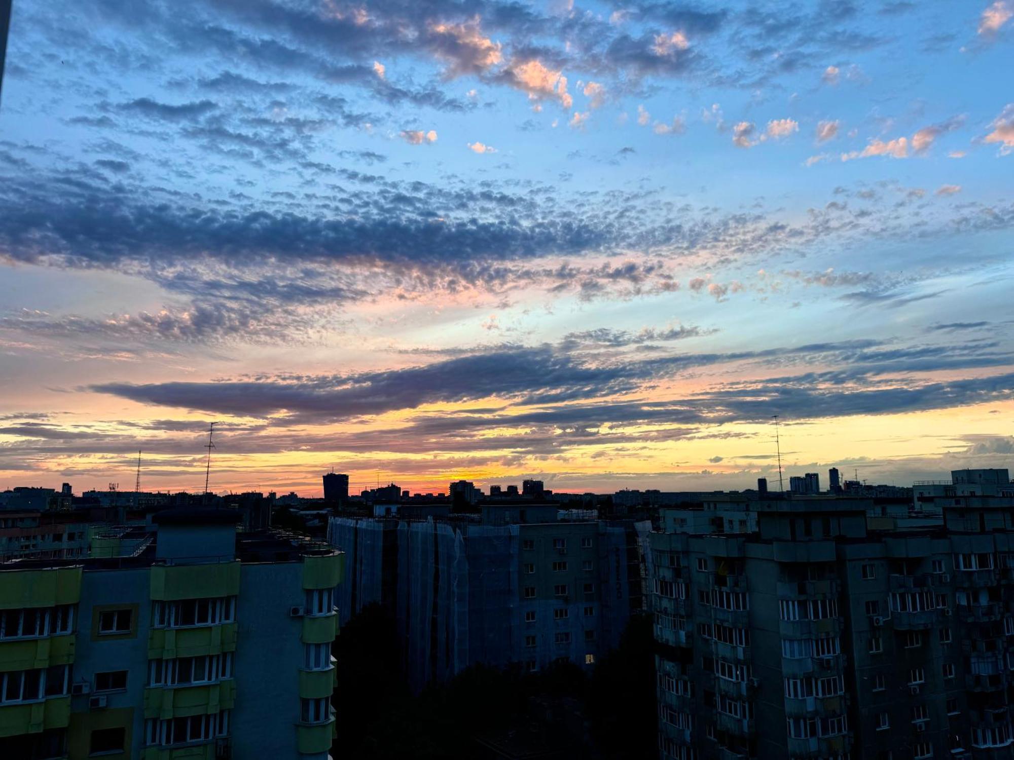 Unde Home Бухарест Экстерьер фото